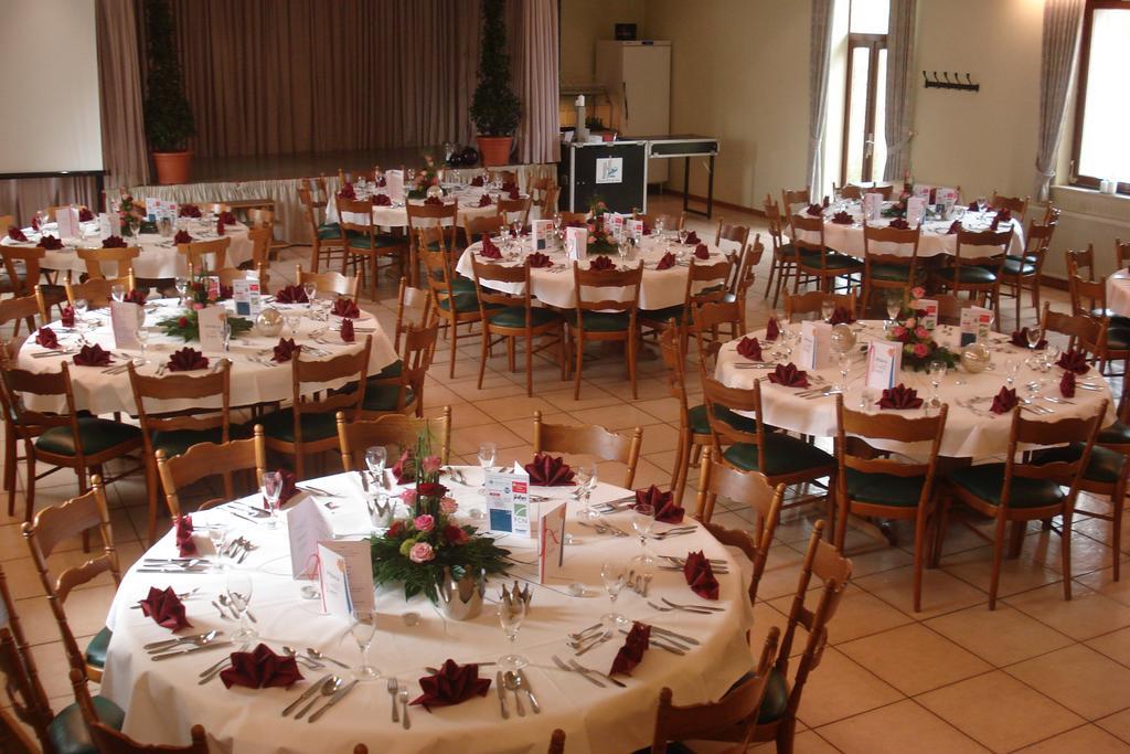 Traditionsgasthof Zum Luedertal Bimbach Екстериор снимка